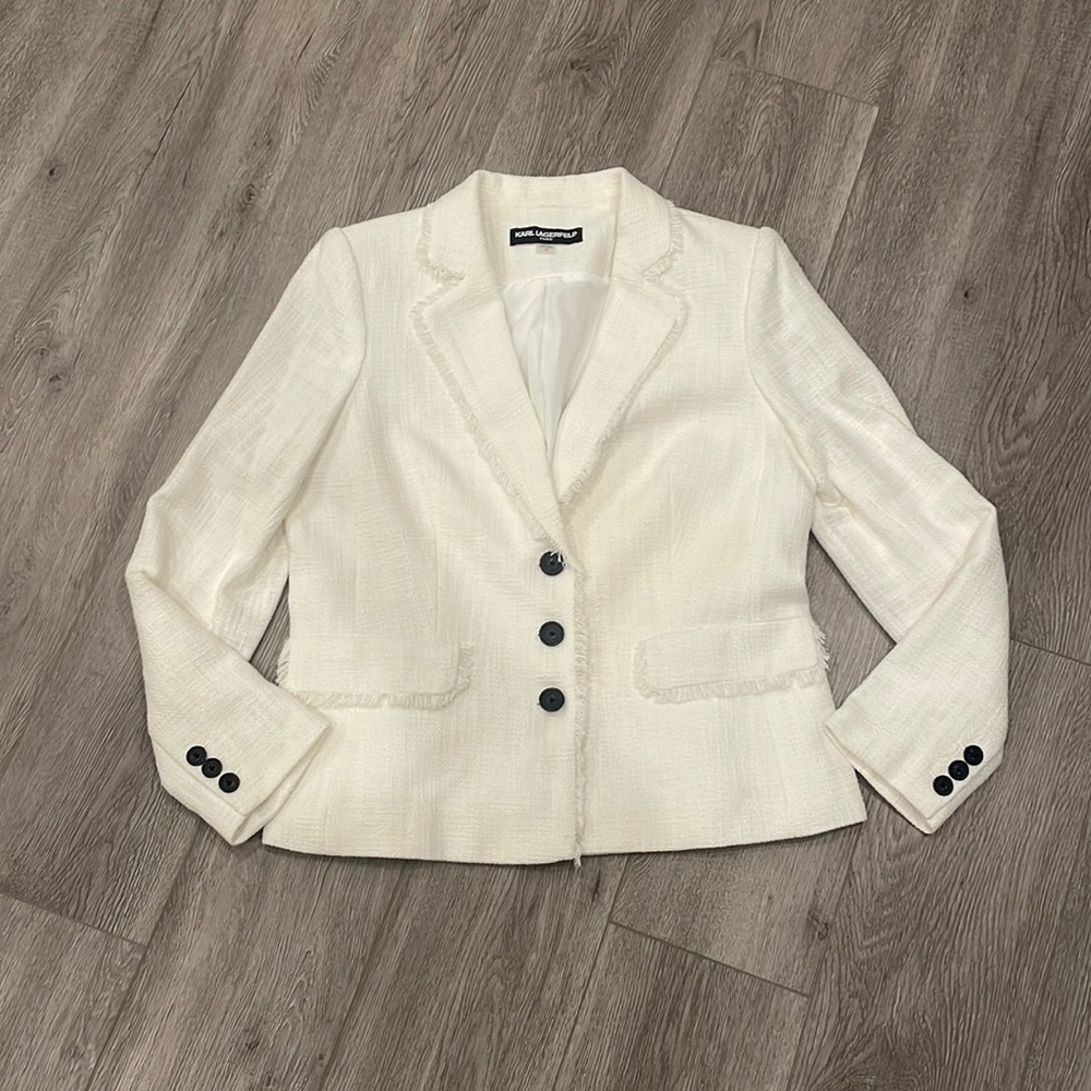KARL LAGERFELD White tweed blazer Size 14